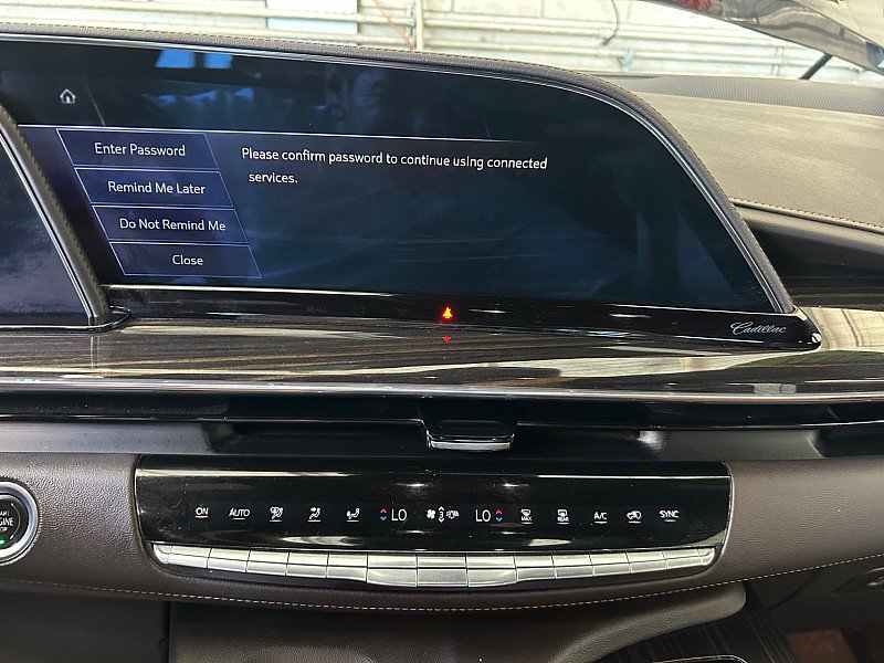 Used 2021 Cadillac Escalade Sport w/ Driver Assist Tech Package AWD/4WD image 21