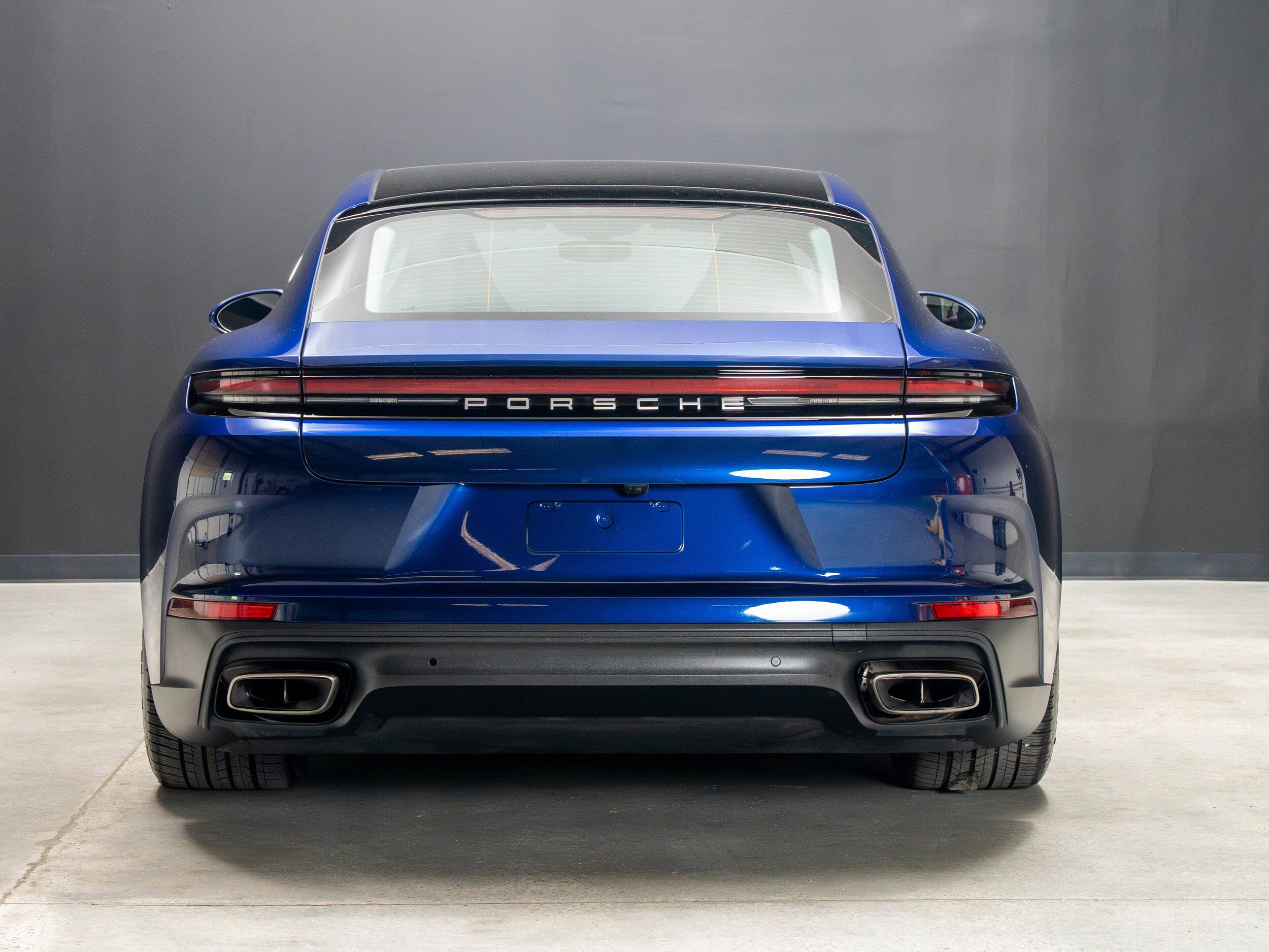 Certified 2024 Porsche Panamera 4 AWD/4WD image 6