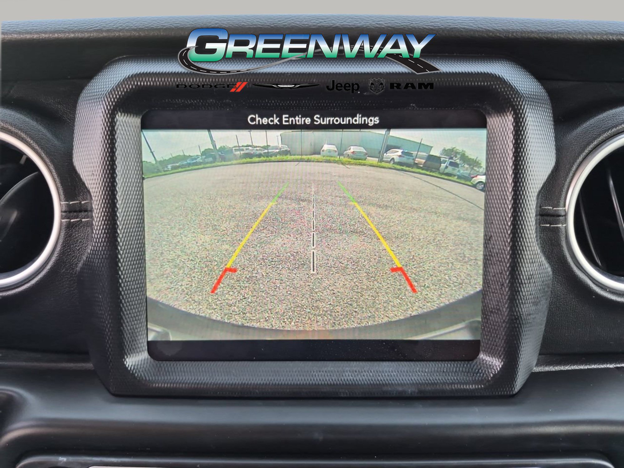 Used 2018 Jeep Wrangler Unlimited Sahara AWD/4WD image 17