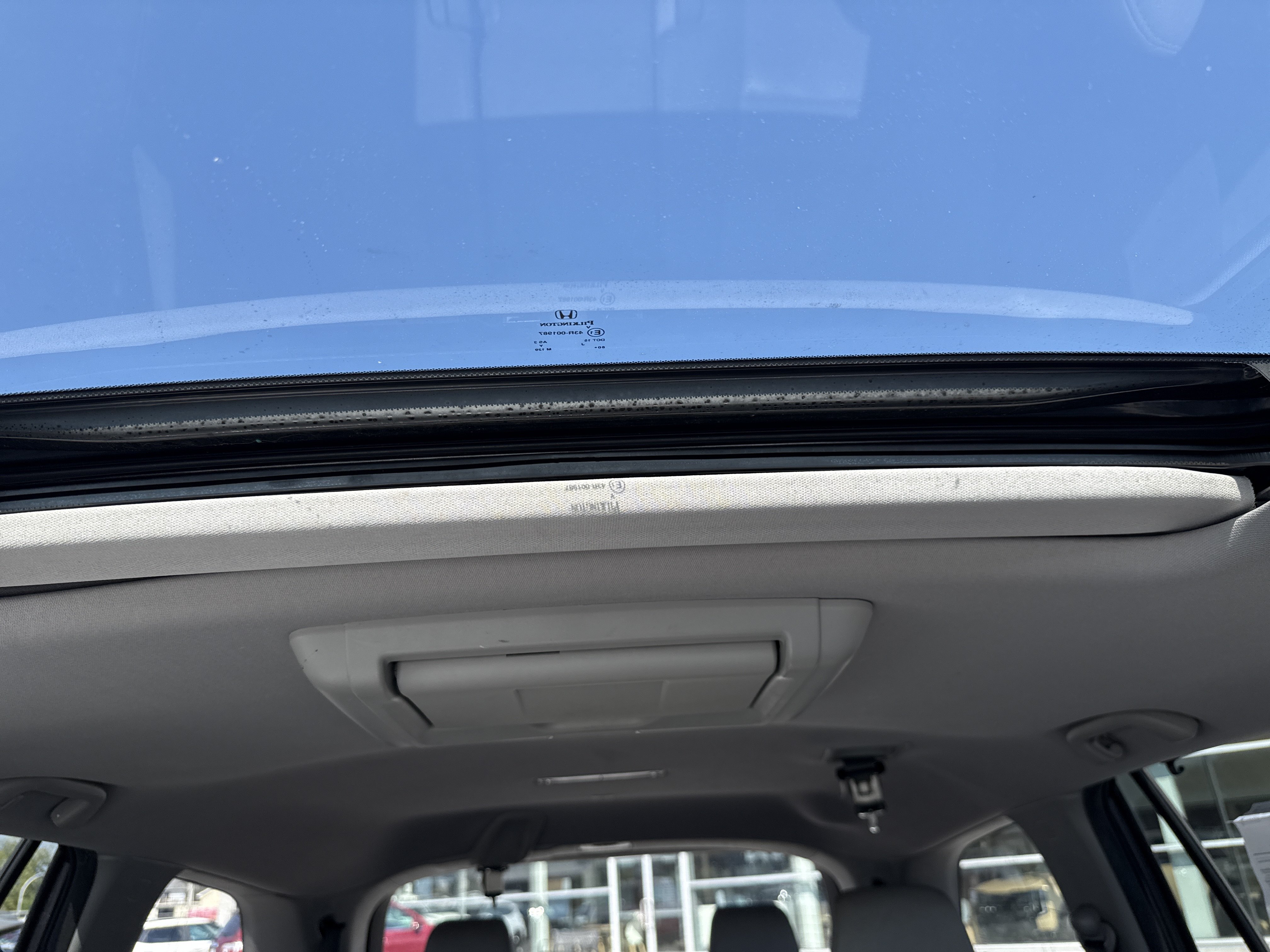 Used 2016 Honda Pilot Touring image 30