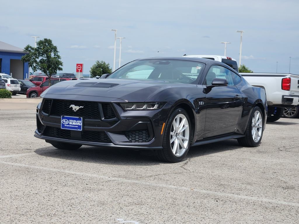 Used 2024 Ford Mustang GT Premium RWD image 2