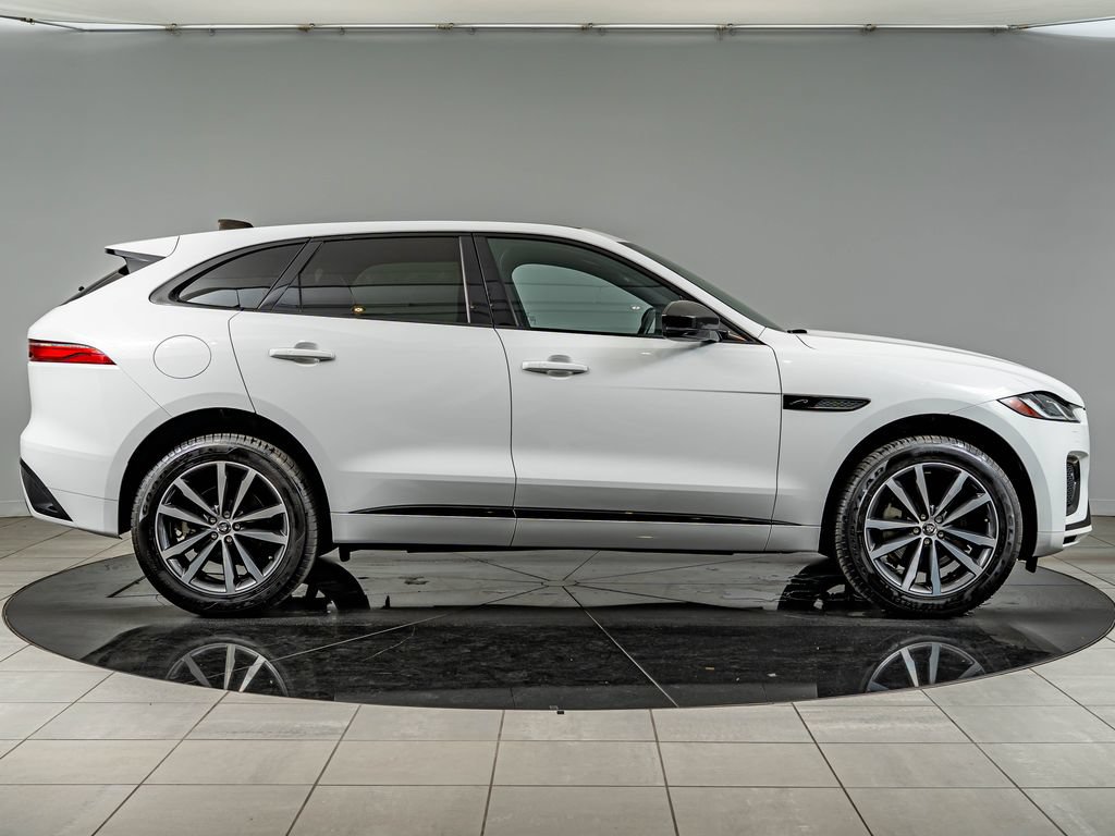 Used 2025 Jaguar F-PACE R-Dynamic S AWD/4WD image 4