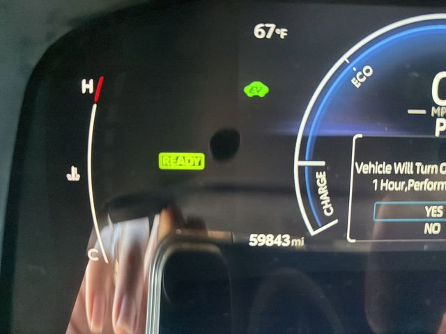 Used 2025 Toyota Camry SE FWD image 13