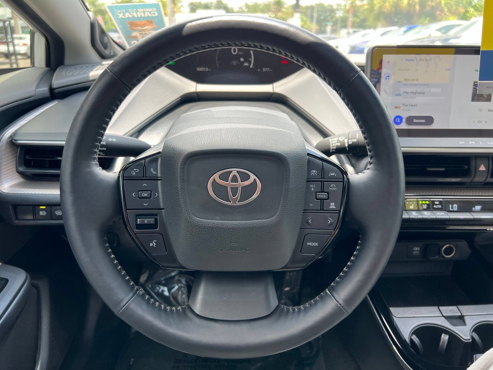 Used 2025 Toyota Prius Limited FWD image 32