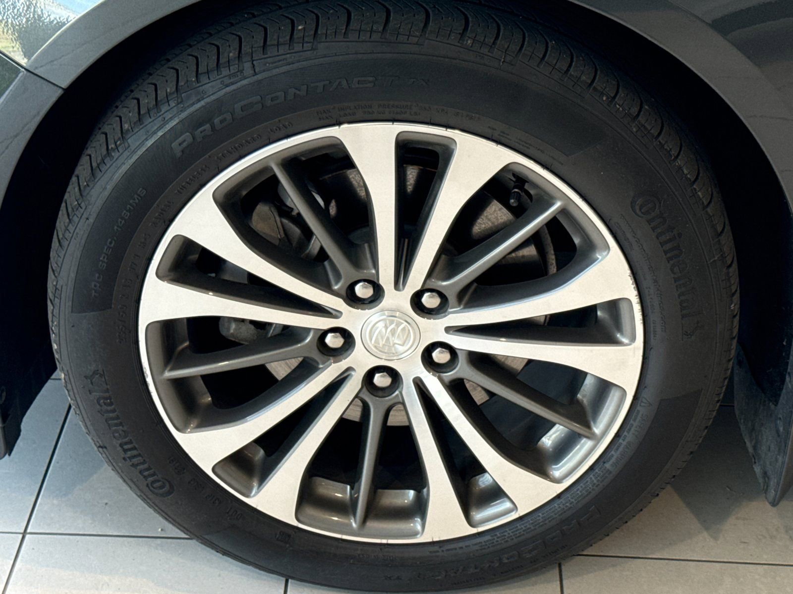 Used 2017 Buick LaCrosse Essence w/ Sun and Shade Package image 15