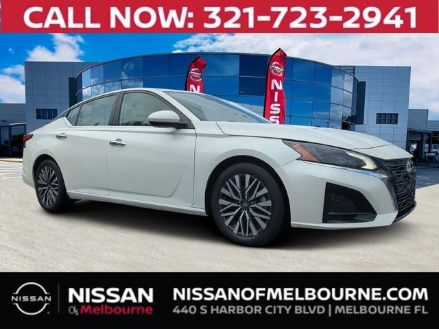 Used 2023 Nissan Altima 2.5 SV