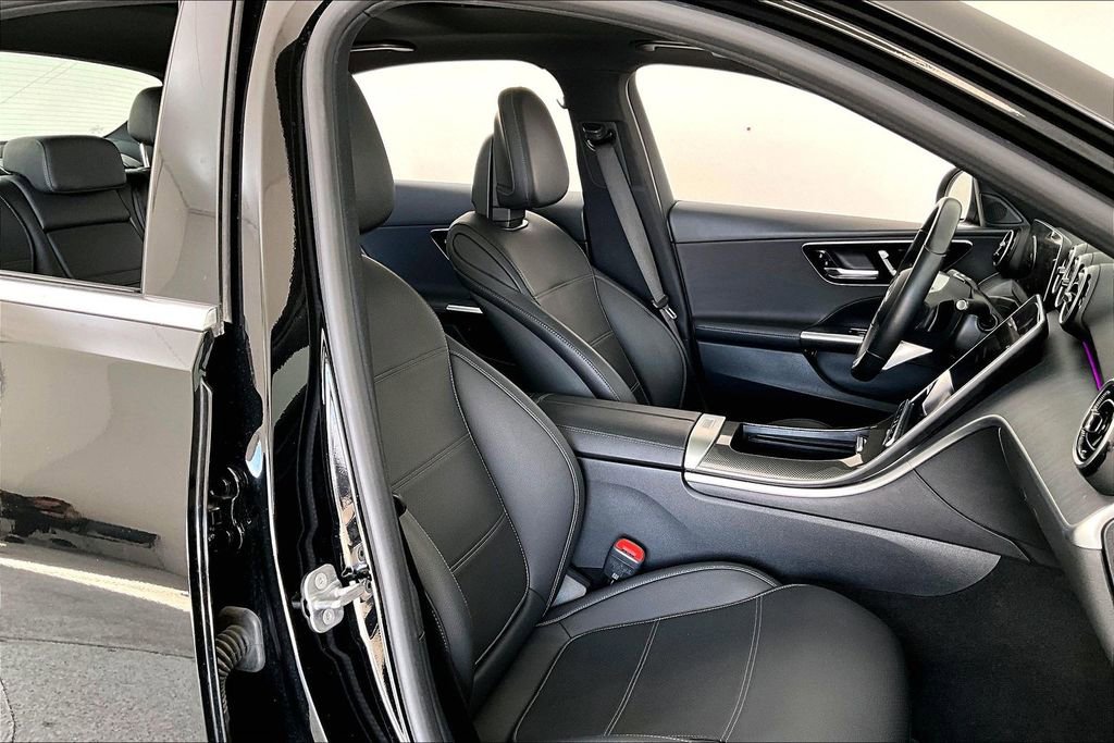 Used 2024 Mercedes-Benz C 300 Sedan image 10