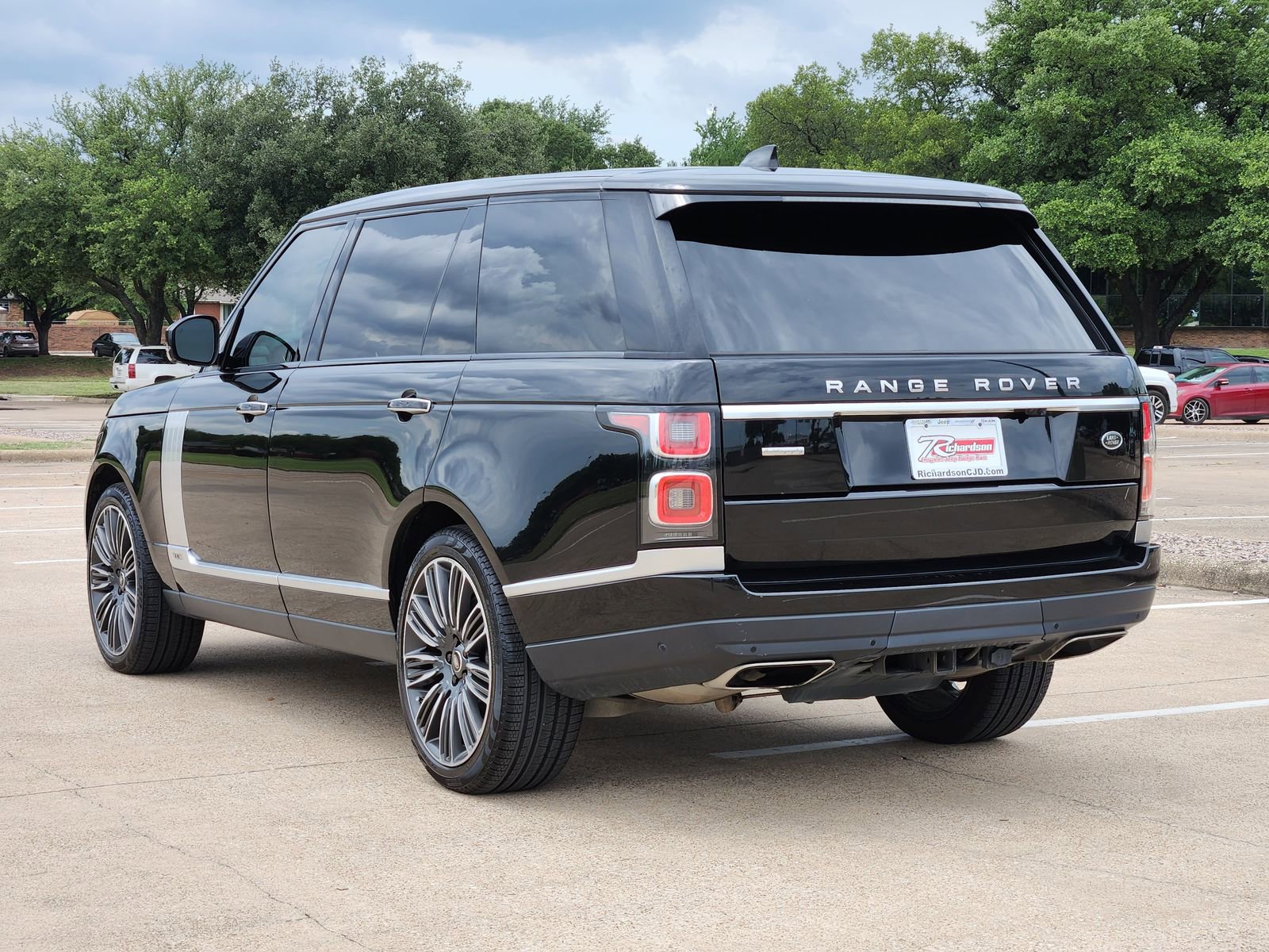 Used 2019 Land Rover Range Rover Long Wheelbase Autobiography AWD/4WD image 4