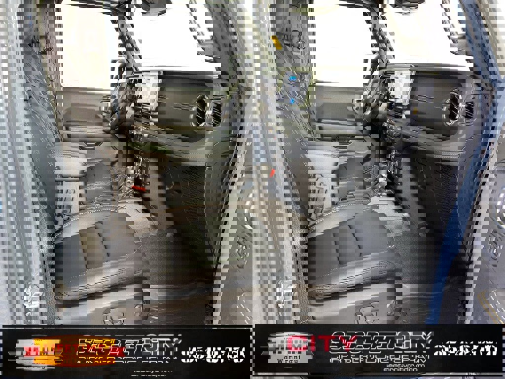 New 2026 Jeep Gladiator Sport image 35