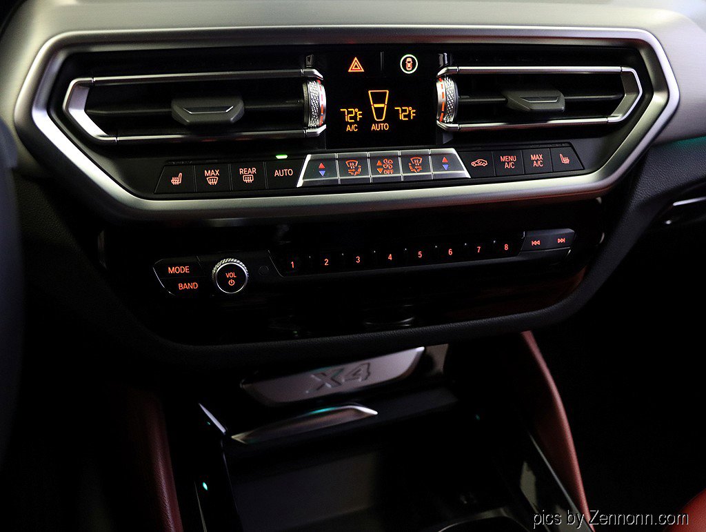 Certified 2023 BMW X4 xDrive30i w/ Premium Package image 21