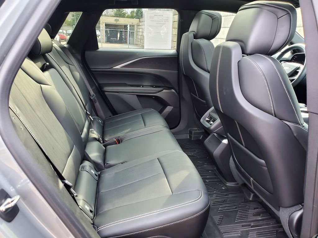 Certified 2024 Cadillac Lyriq Luxury w/ LPO, Floor Liner Package AWD/4WD image 39