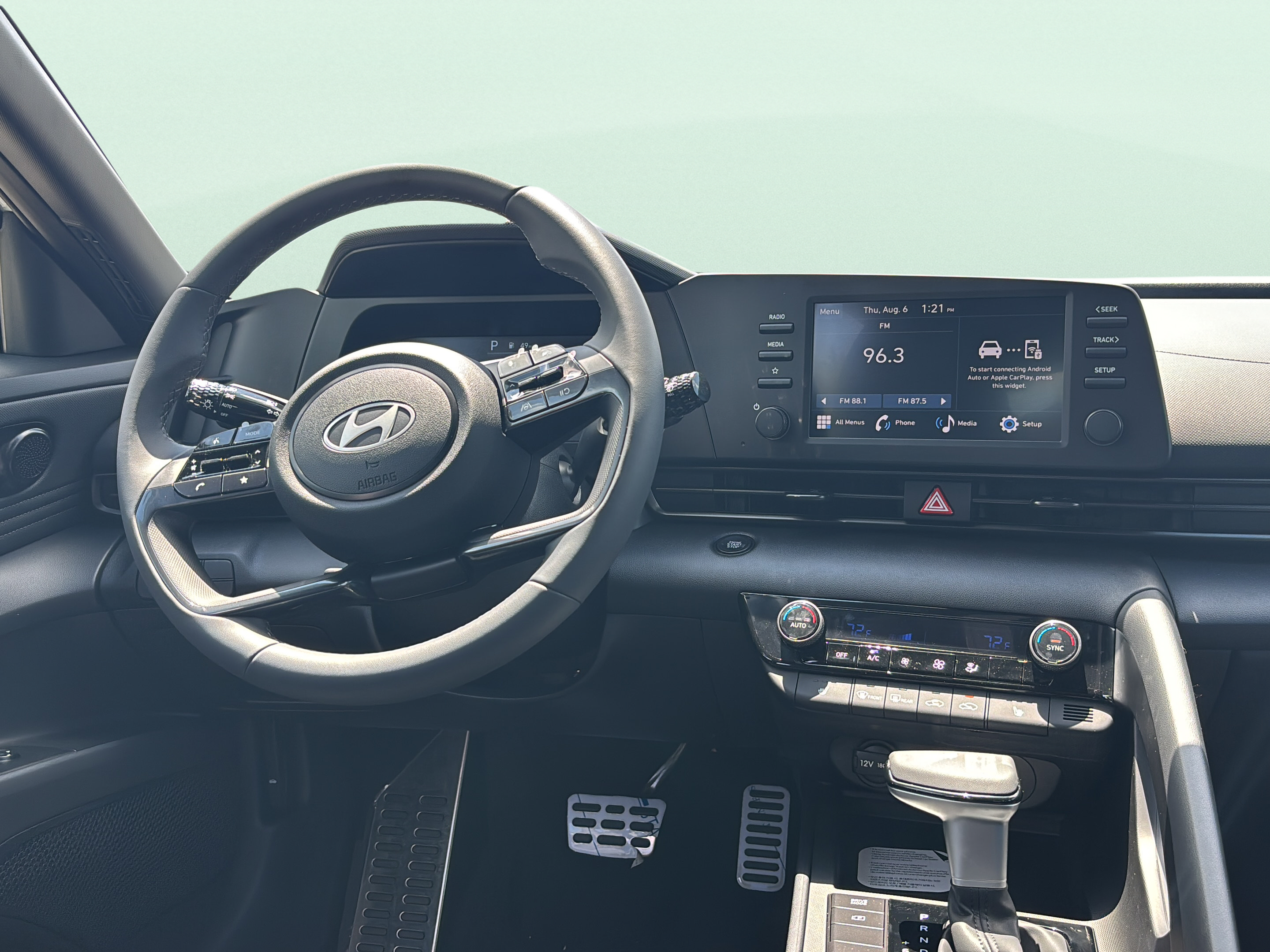New 2026 Hyundai Elantra SEL Sport FWD image 11