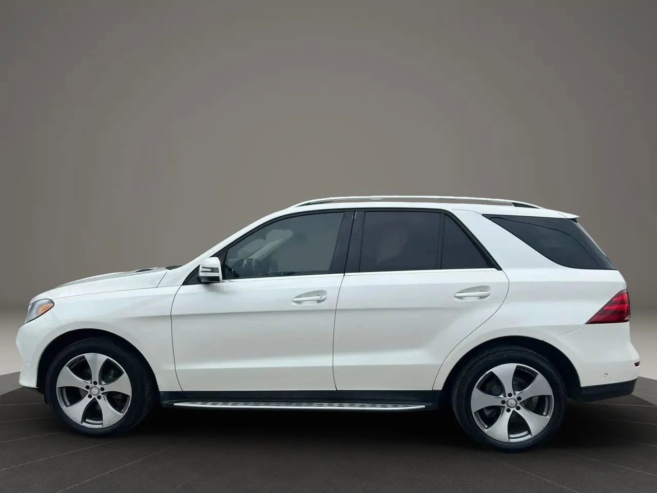 Used 2016 Mercedes-Benz GLE 350 4MATIC image 8