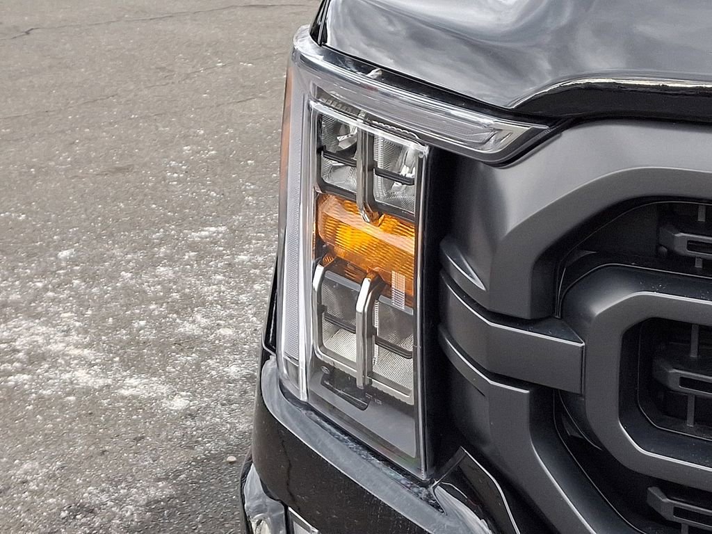 Certified 2022 Ford F150 XLT w/ Equipment Group 302A High image 9