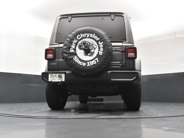 Used 2021 Jeep Wrangler Unlimited Sahara AWD/4WD image 23
