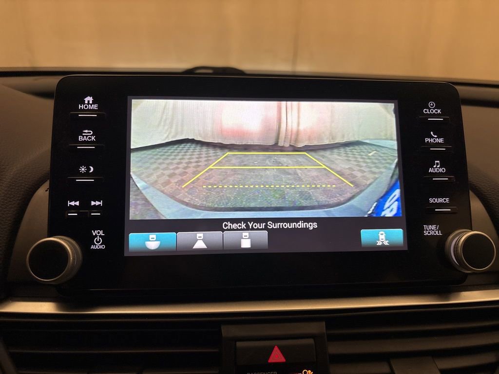 Used 2018 Honda Accord EX image 19