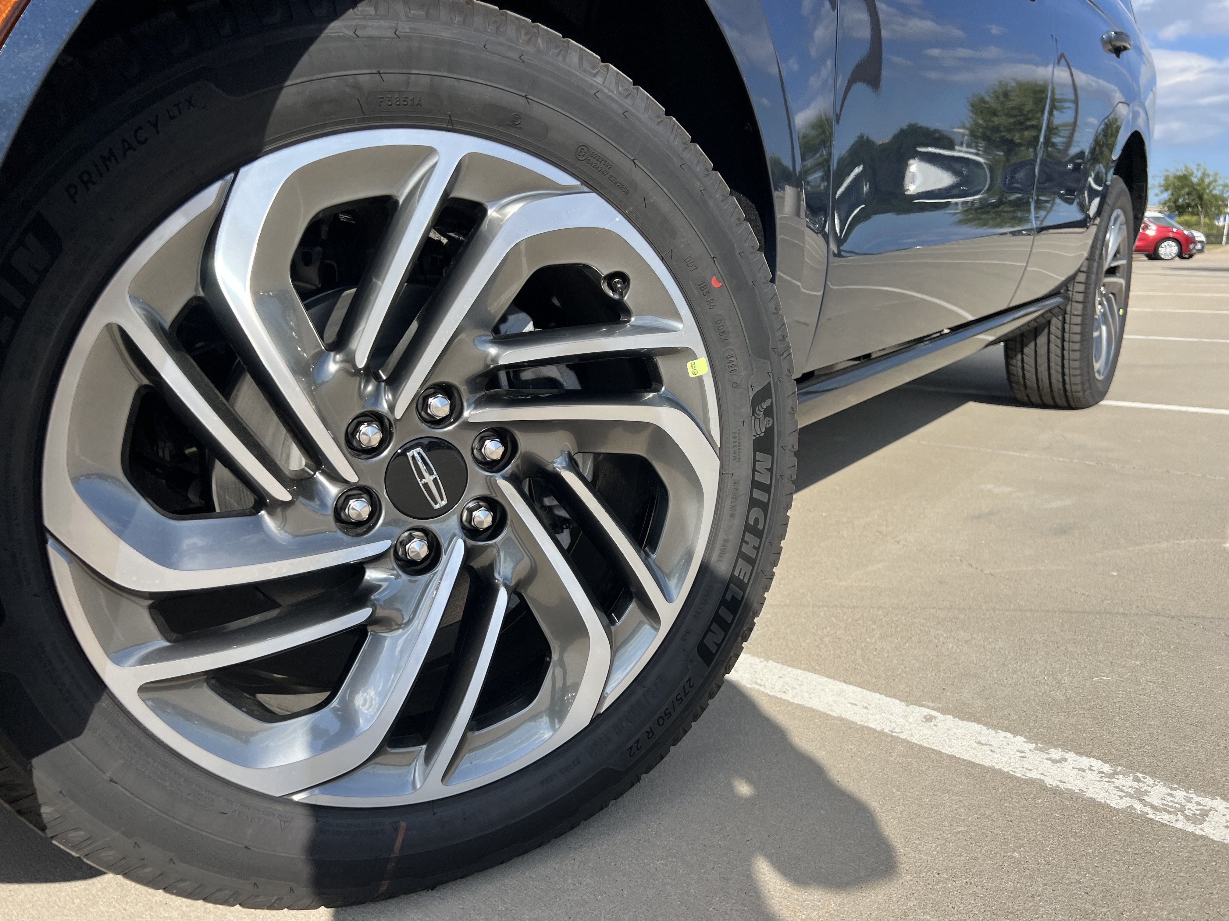 New 2027 Lincoln Navigator Reserve AWD/4WD image 13