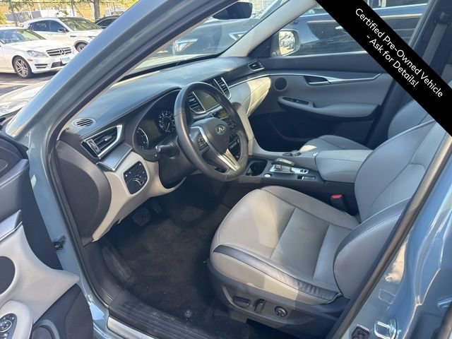 Certified 2024 INFINITI QX50 Luxe image 8