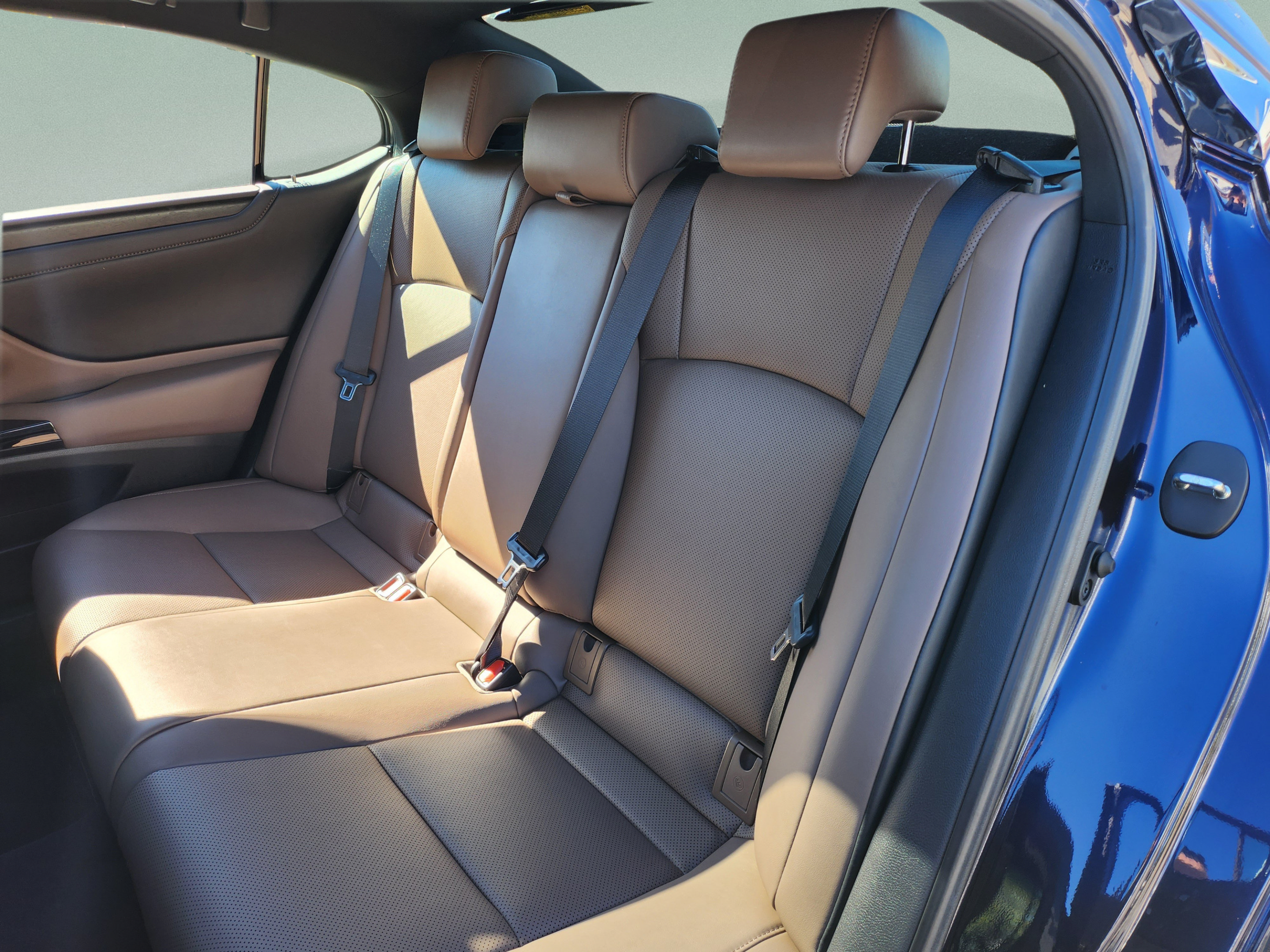 Certified 2023 Lexus ES 350 w/ Premium Package FWD image 22