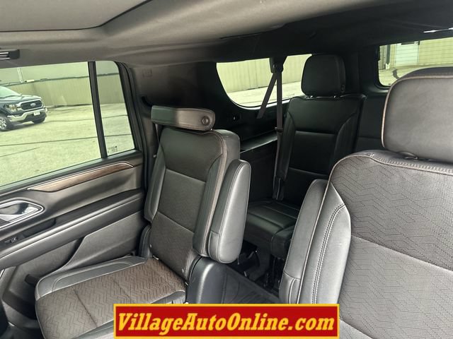 Used 2021 Chevrolet Suburban High Country w/ Premium Package AWD/4WD image 41