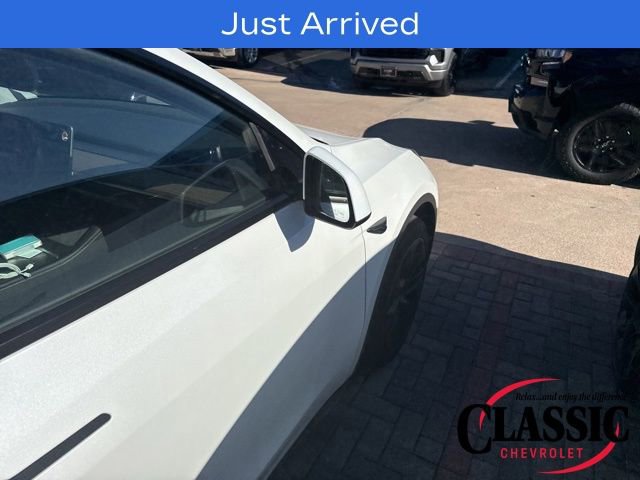 Used 2024 Tesla Model Y Long Range image 21