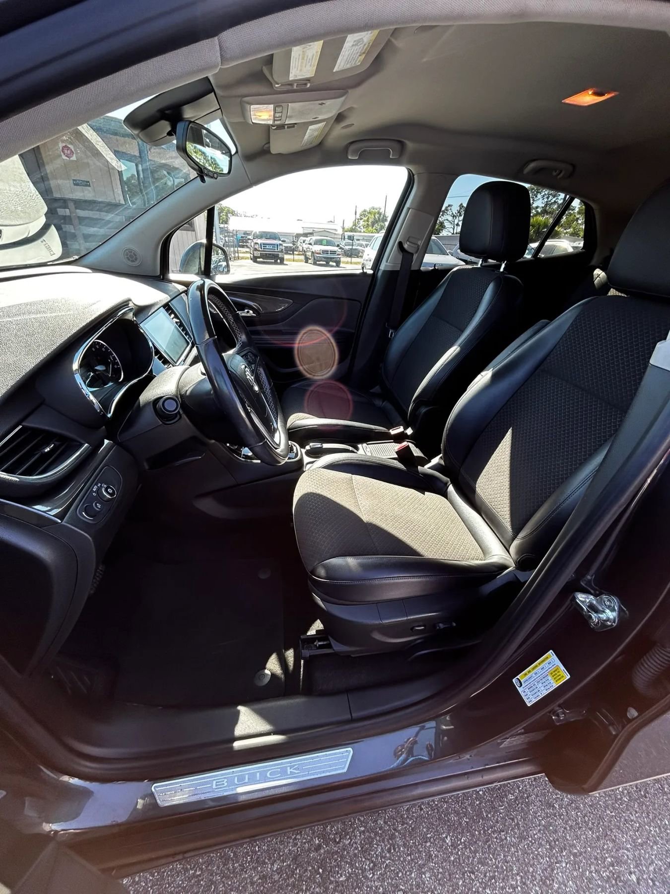 Used 2018 Buick Encore Preferred FWD image 27