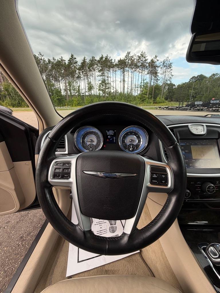 Used 2013 Chrysler 300 AWD w/ Driver Convenience Group image 11