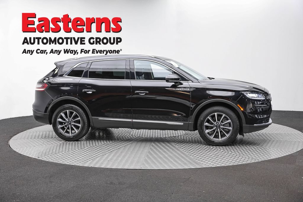 Used 2022 Lincoln Nautilus FWD image 6