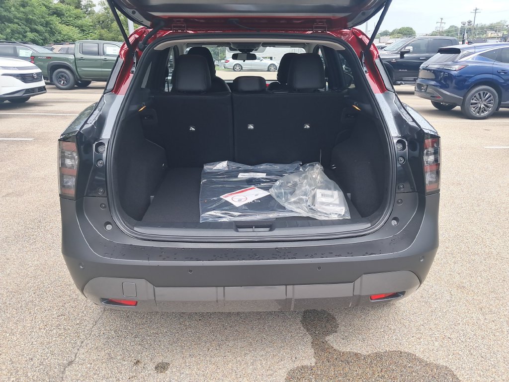 New 2026 Nissan Kicks SR w/ SR Premium Package FWD image 46