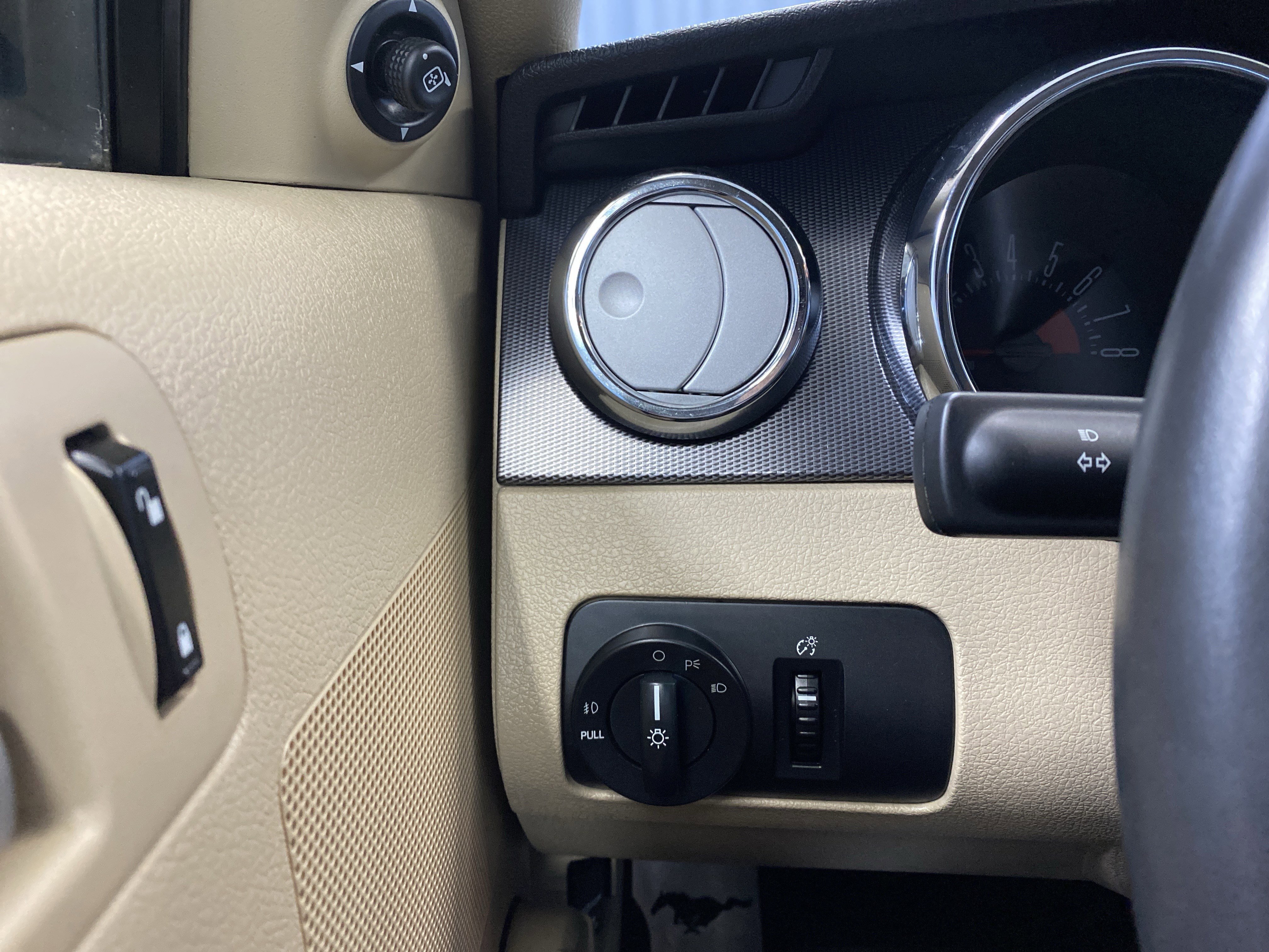 Used 2007 Ford Mustang GT image 19