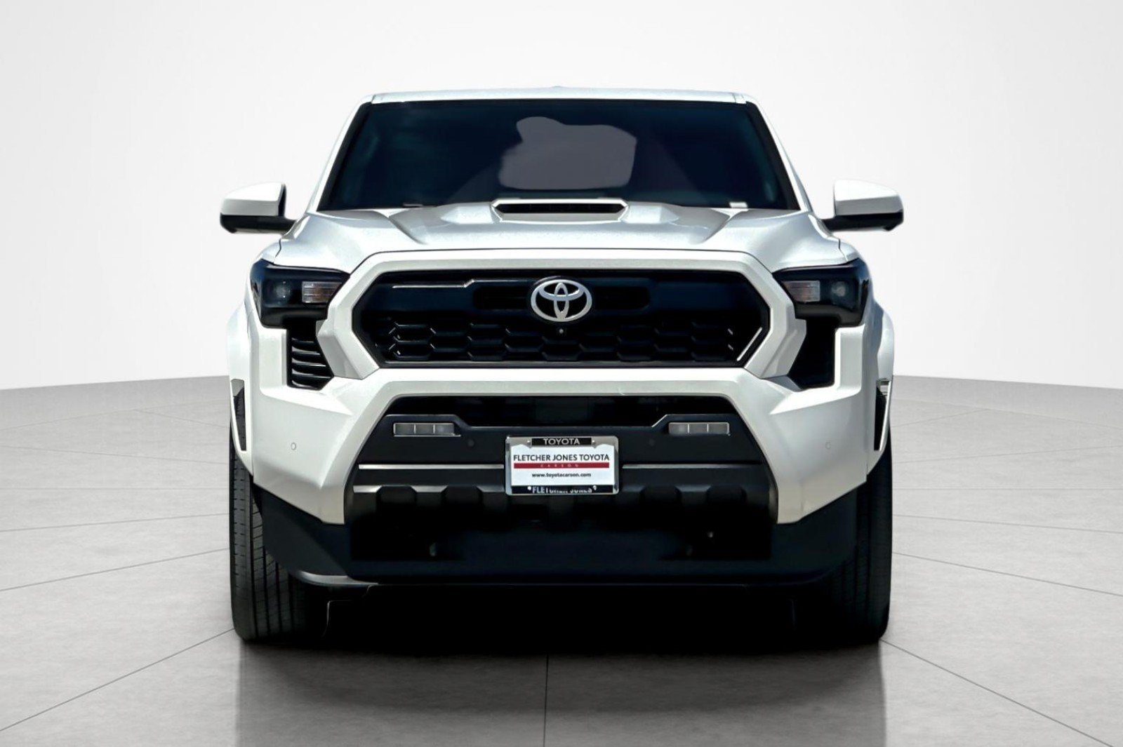 Certified 2024 Toyota Tacoma TRD Sport w/ TRD Sport Premium Package AWD/4WD image 8