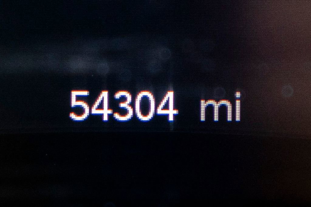 Used 2024 Chrysler Pacifica Touring-L image 16