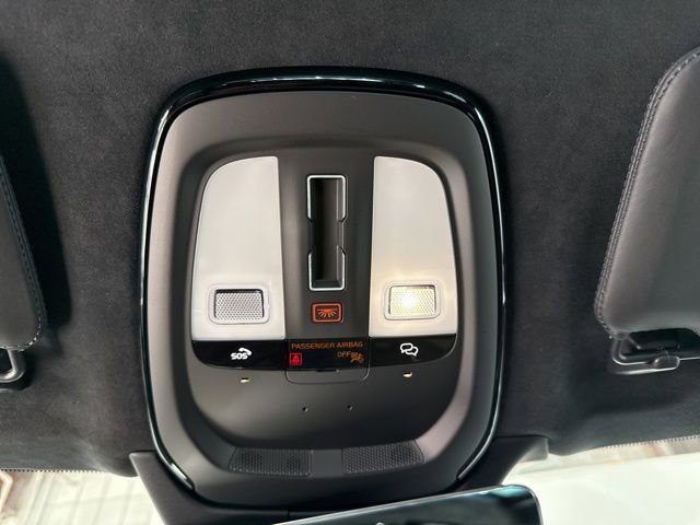 Certified 2023 Volvo XC90 B6 Ultimate w/ Lounge Package image 21