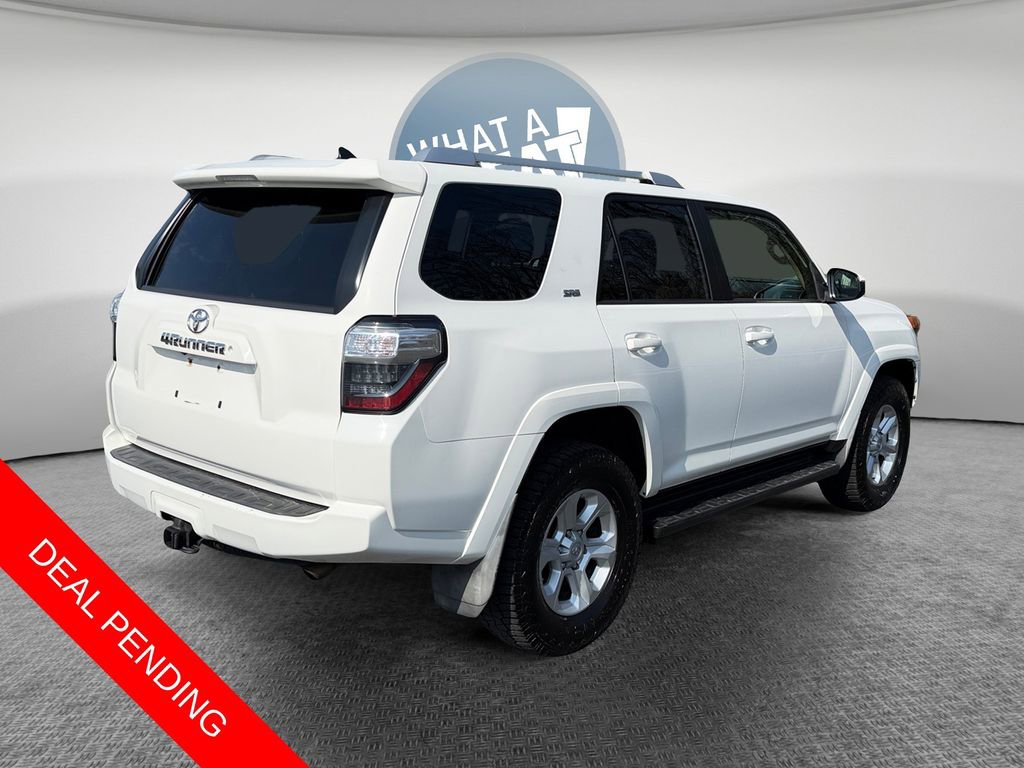 Used 2014 Toyota 4Runner SR5 image 3