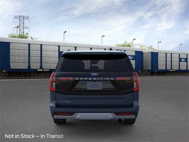 New 2025 Ford Expedition Platinum image 5
