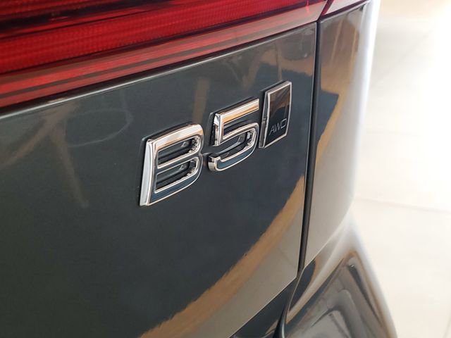 New 2026 Volvo XC60 B5 Core w/ Climate Package image 25