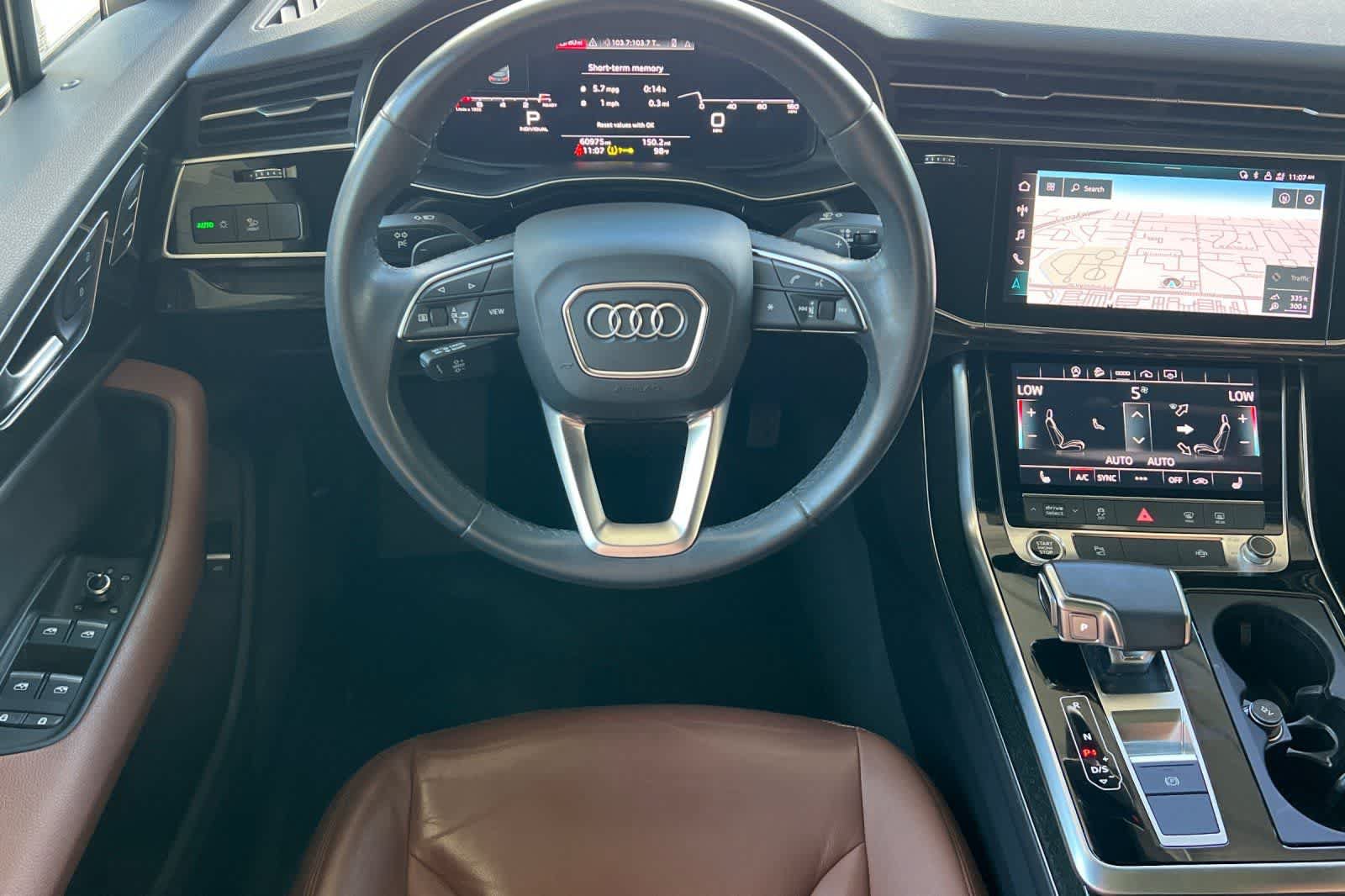 Used 2021 Audi Q7 2.0T Premium w/ Convenience Package AWD/4WD image 16