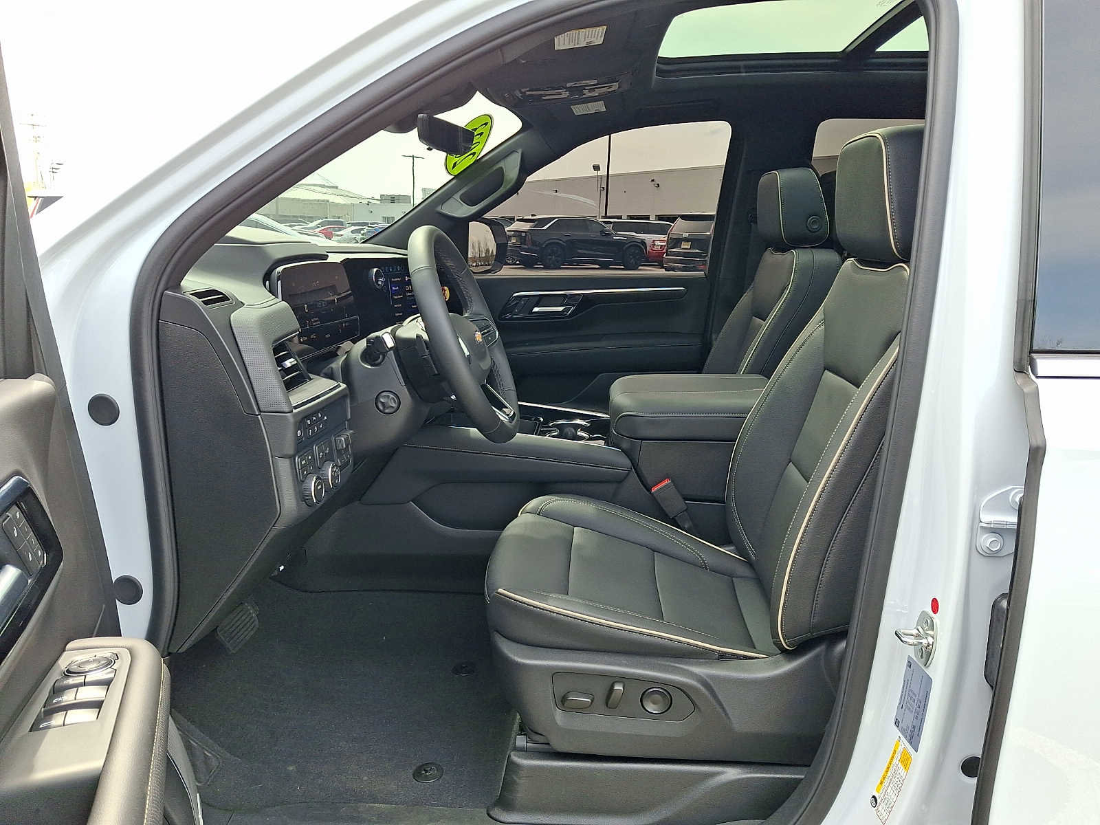 Used 2026 Chevrolet Tahoe Premier image 15