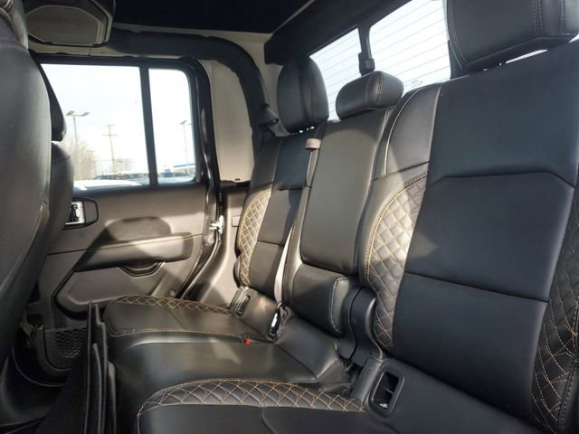 Used 2022 Jeep Gladiator Overland image 30