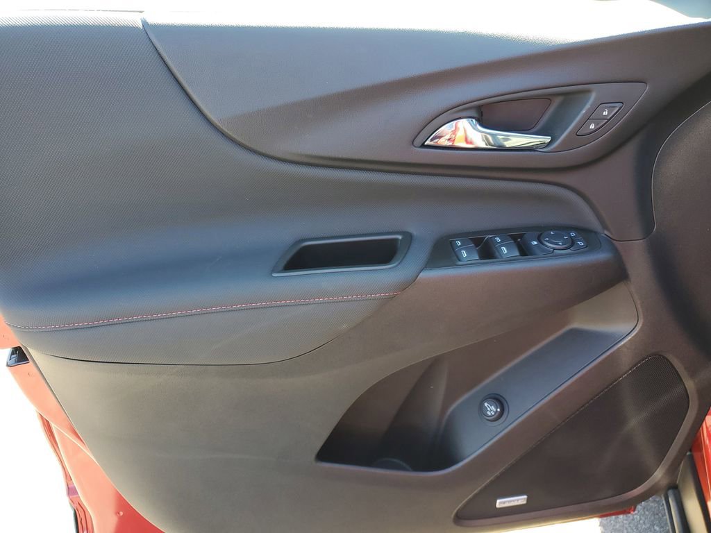 Certified 2024 Chevrolet Equinox RS w/ RS Leather Package FWD image 23