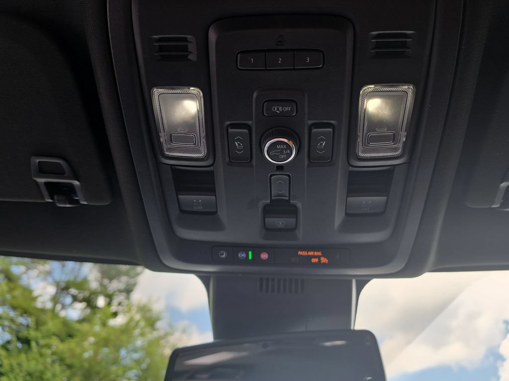 Certified 2023 GMC Yukon XL Denali AWD/4WD image 40