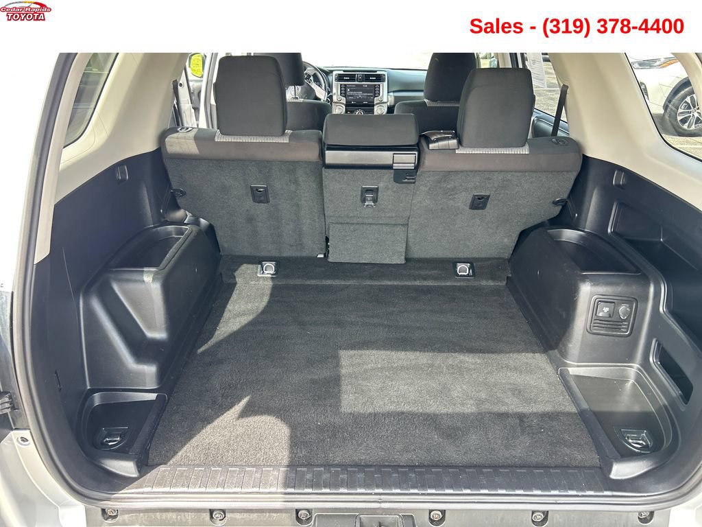 Used 2021 Toyota 4Runner SR5 AWD/4WD image 24