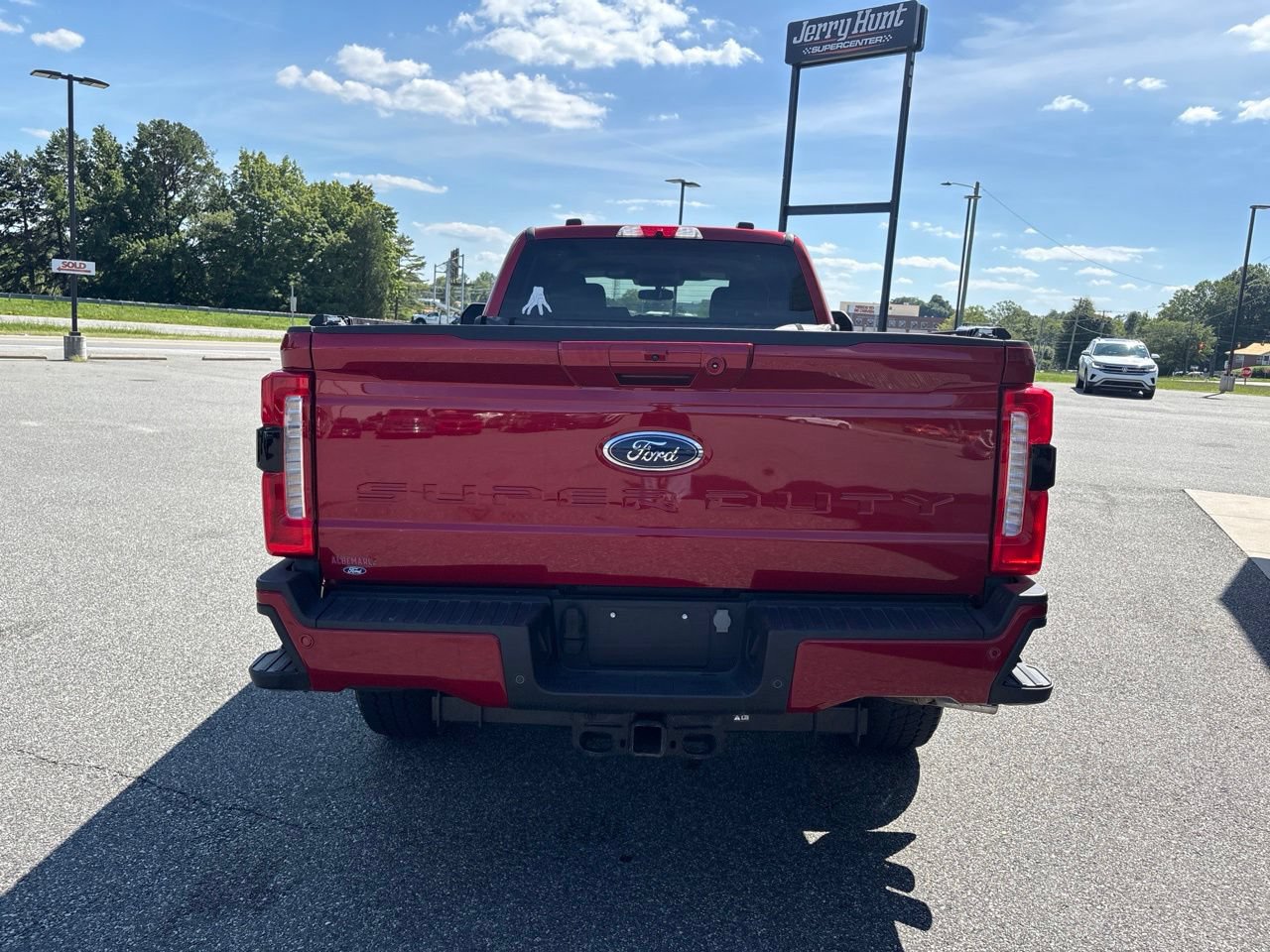 Used 2023 Ford F350 XLT w/ XLT Premium Package AWD/4WD image 6