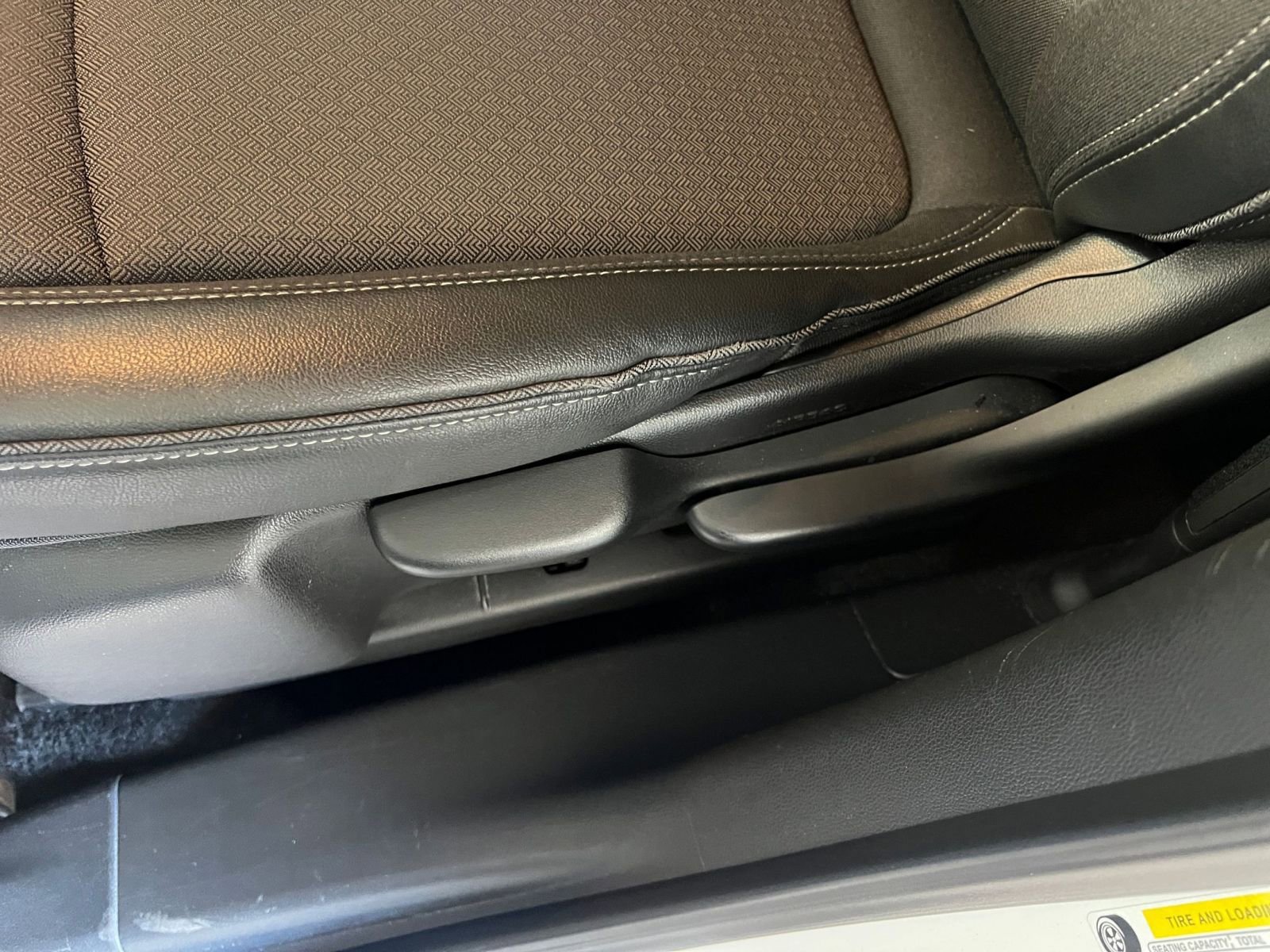 Used 2025 Buick Encore GX Preferred FWD image 22
