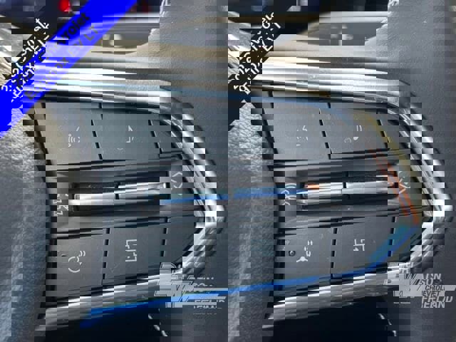 New 2026 Chevrolet Equinox EV LT image 15