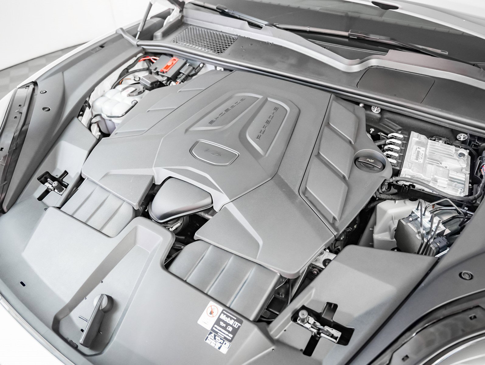 New 2026 Porsche Cayenne image 12