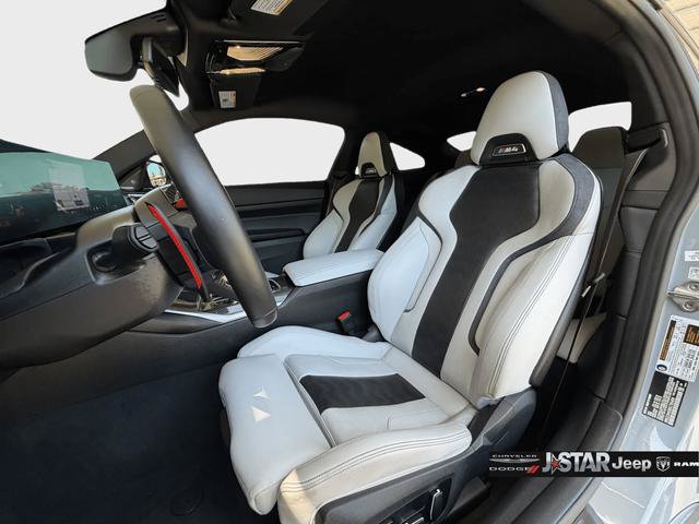 Used 2025 BMW M4 Competition w/ Executive Package RWD image 11