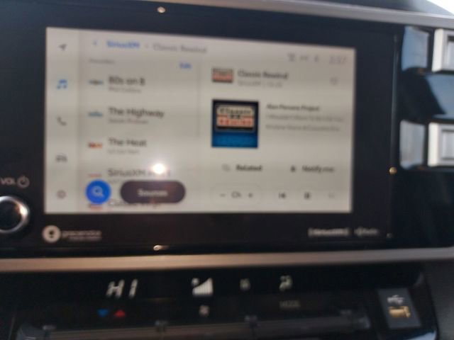 Used 2022 Toyota Tundra SR5 w/ SR5 Convenience Package image 14