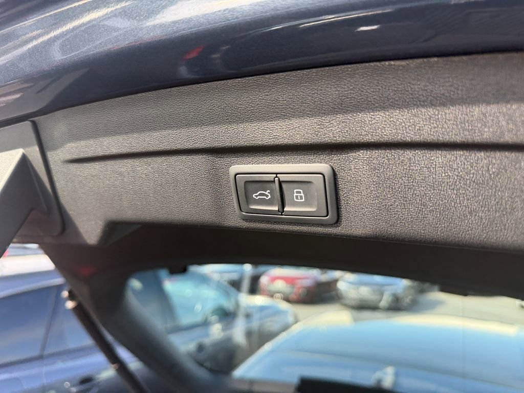 Used 2025 Audi A5 2.0T Premium Plus w/ Premium Plus AWD/4WD image 25