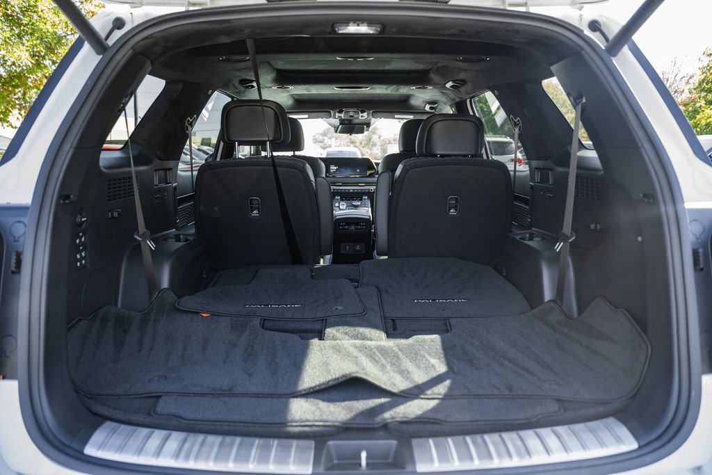 Used 2025 Hyundai Palisade Calligraphy image 8